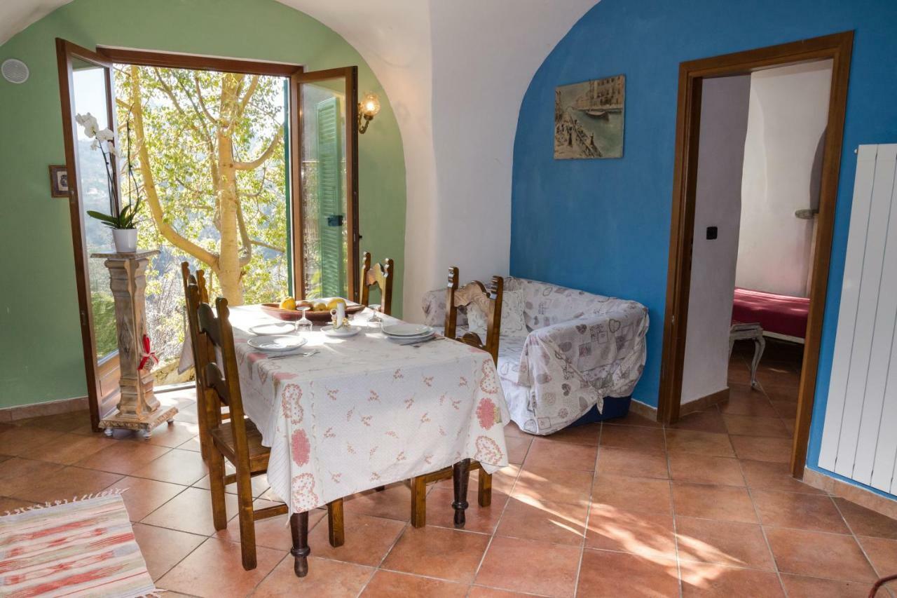 Agriturismo A Ca Vegia Calice Ligure 객실 사진